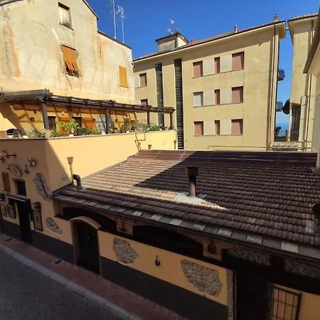 Casa Del Surf - By Ligooria Apartment Pietra Ligure Exterior photo