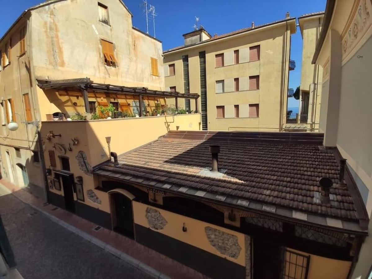 Casa Del Surf - By Ligooria Apartment Pietra Ligure Exterior photo